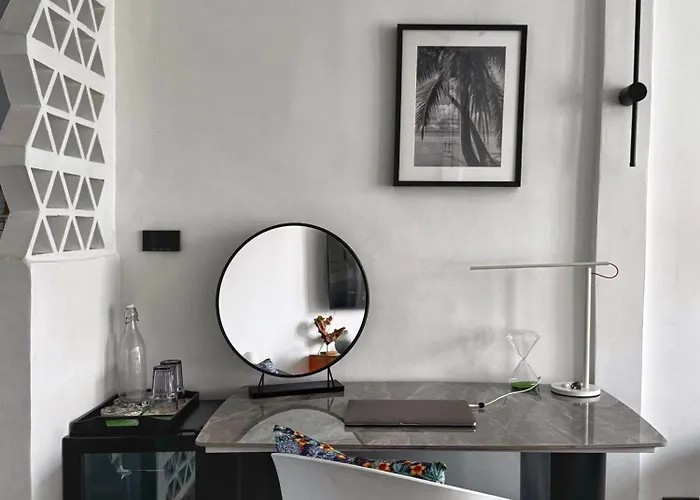 Siri Designer 3-storey Townhouse With Garden And Luxury Amenities Holiday home Bangkok