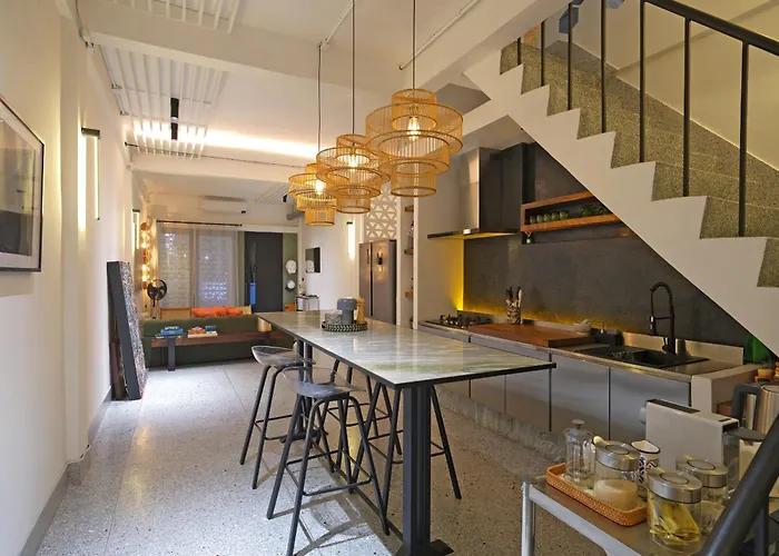 Siri Designer 3-storey Townhouse With Garden And Luxury Amenities * Bangkok