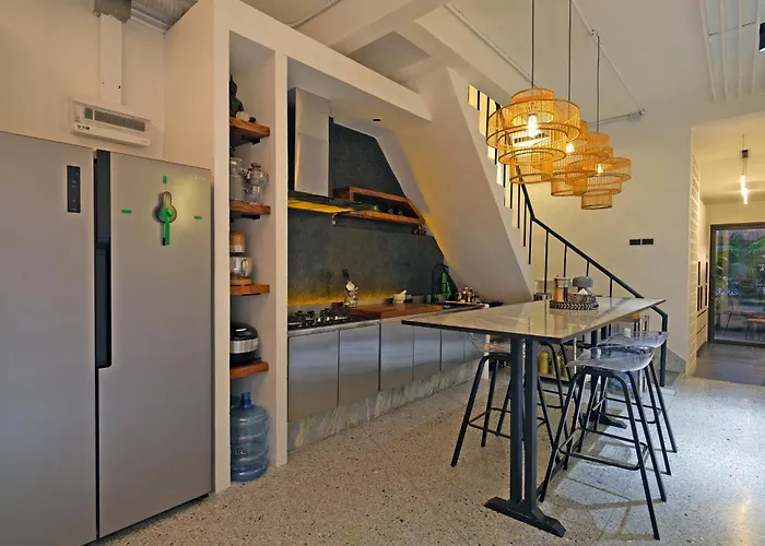 Holiday home Siri Designer 3-storey Townhouse With Garden And Luxury Amenities