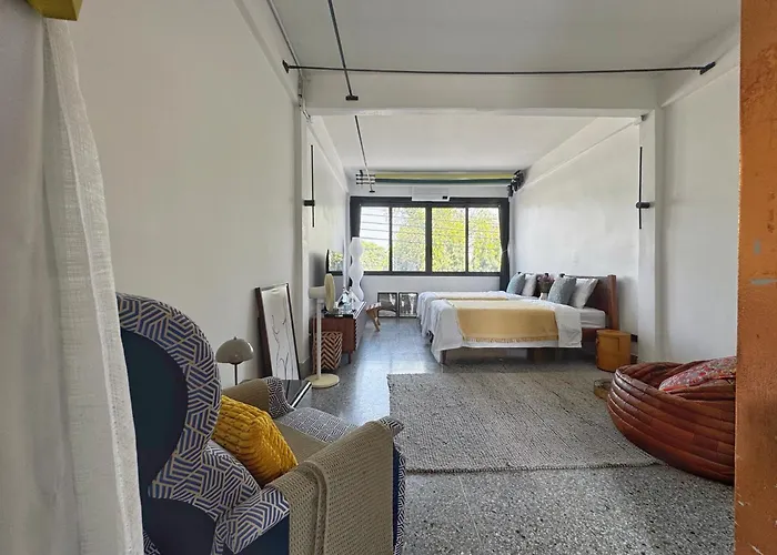 Siri Designer 3-storey Townhouse With Garden And Luxury Amenities Casa de férias *