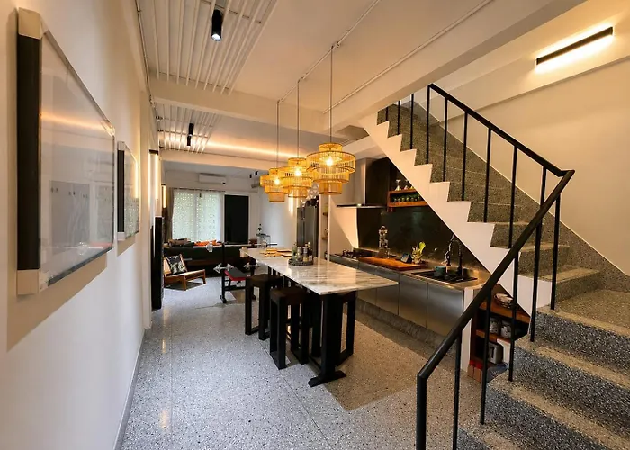 Holiday home Siri Designer 3-storey Townhouse With Garden And Luxury Amenities *